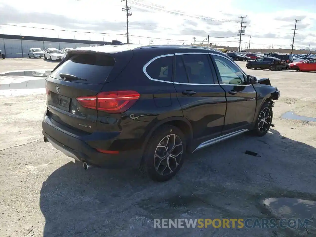 4 Photograph of a damaged car WBXJG7C03L5P32038 BMW X1 2020