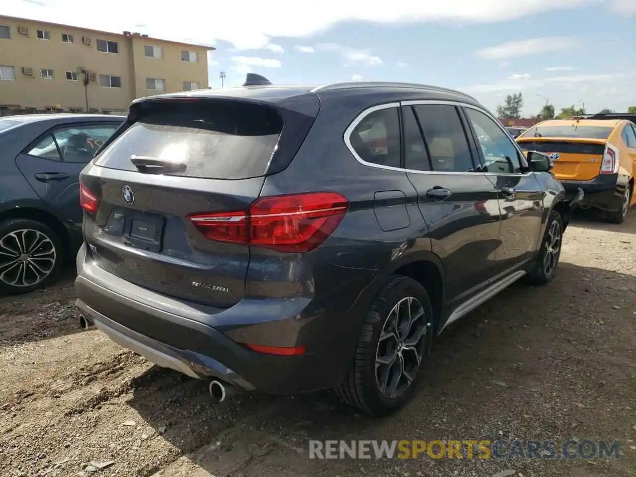 4 Photograph of a damaged car WBXJG7C03L5P71132 BMW X1 2020