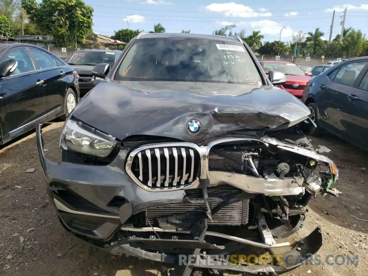 9 Фотография поврежденного автомобиля WBXJG7C03L5P71132 BMW X1 2020