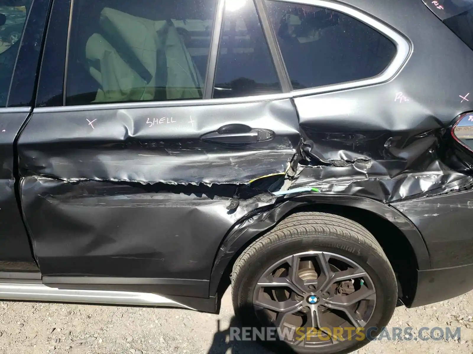 9 Фотография поврежденного автомобиля WBXJG7C03L5P78890 BMW X1 2020