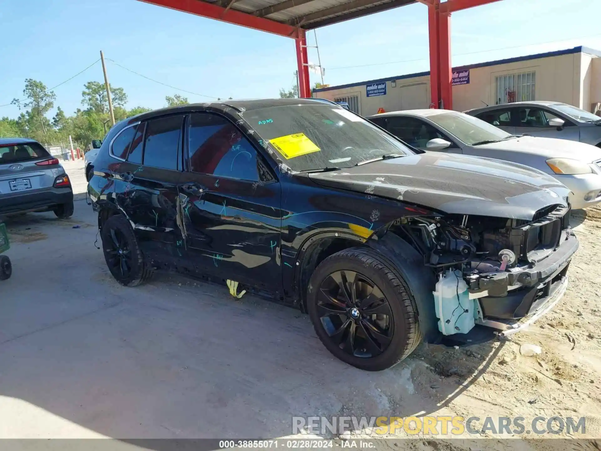 1 Photograph of a damaged car WBXJG7C04L5R69282 BMW X1 2020