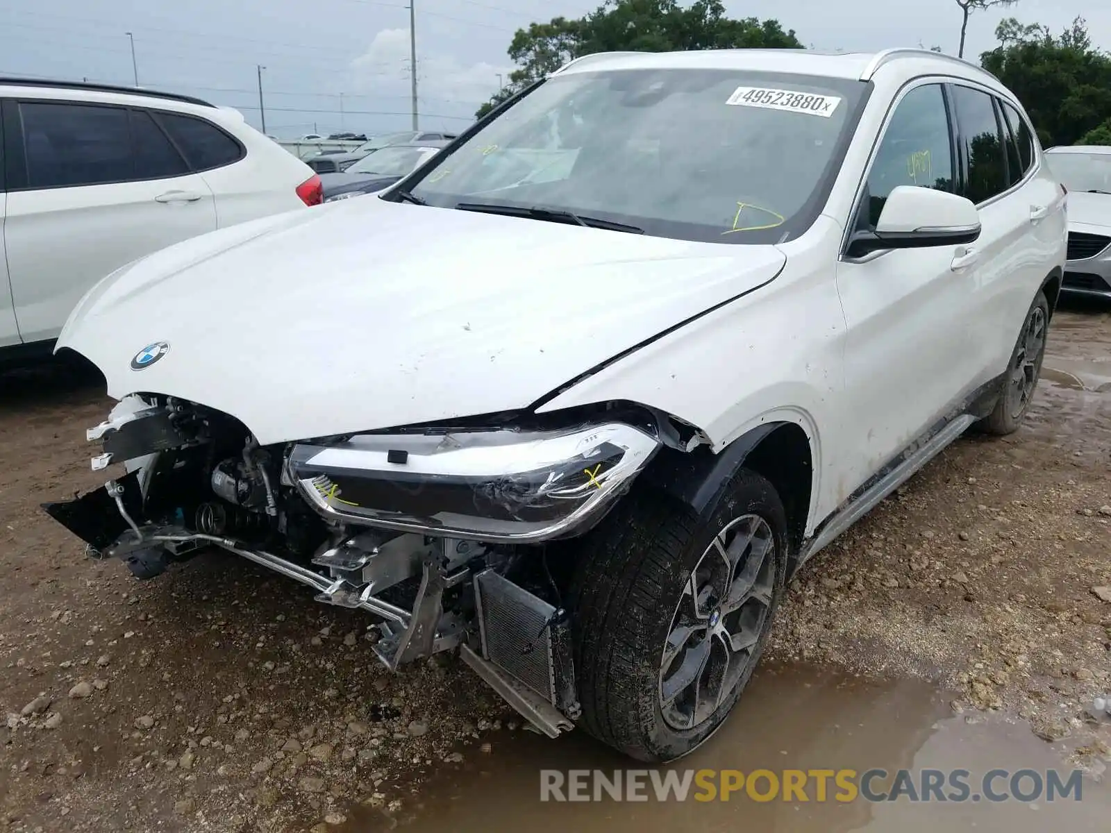 2 Фотография поврежденного автомобиля WBXJG7C05L5P46846 BMW X1 2020