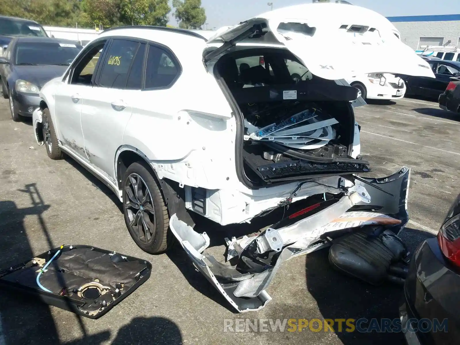 3 Photograph of a damaged car WBXJG7C06L5P24628 BMW X1 2020