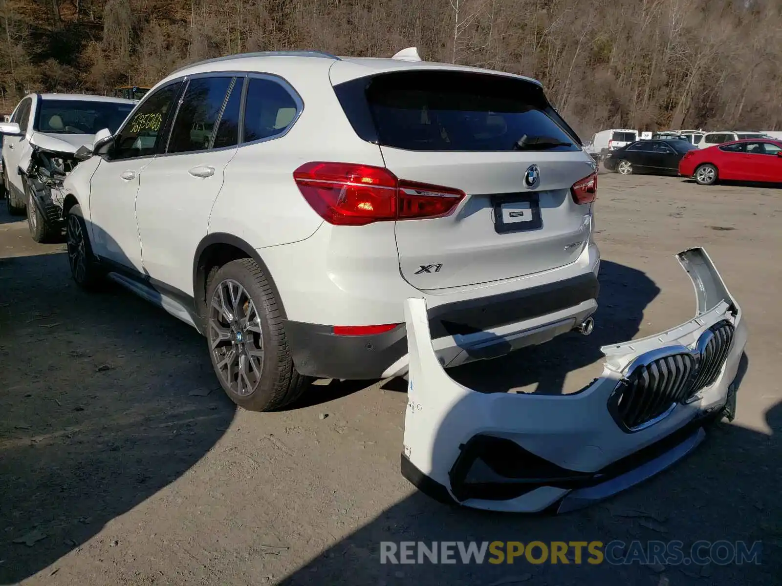 3 Photograph of a damaged car WBXJG7C06L5P78978 BMW X1 2020