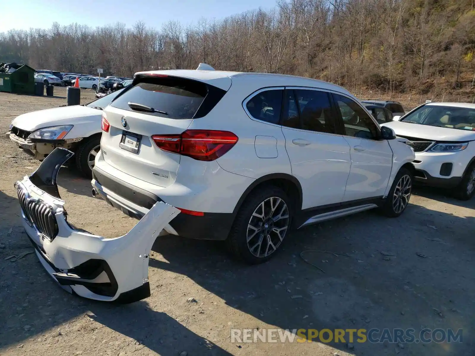 4 Photograph of a damaged car WBXJG7C06L5P78978 BMW X1 2020