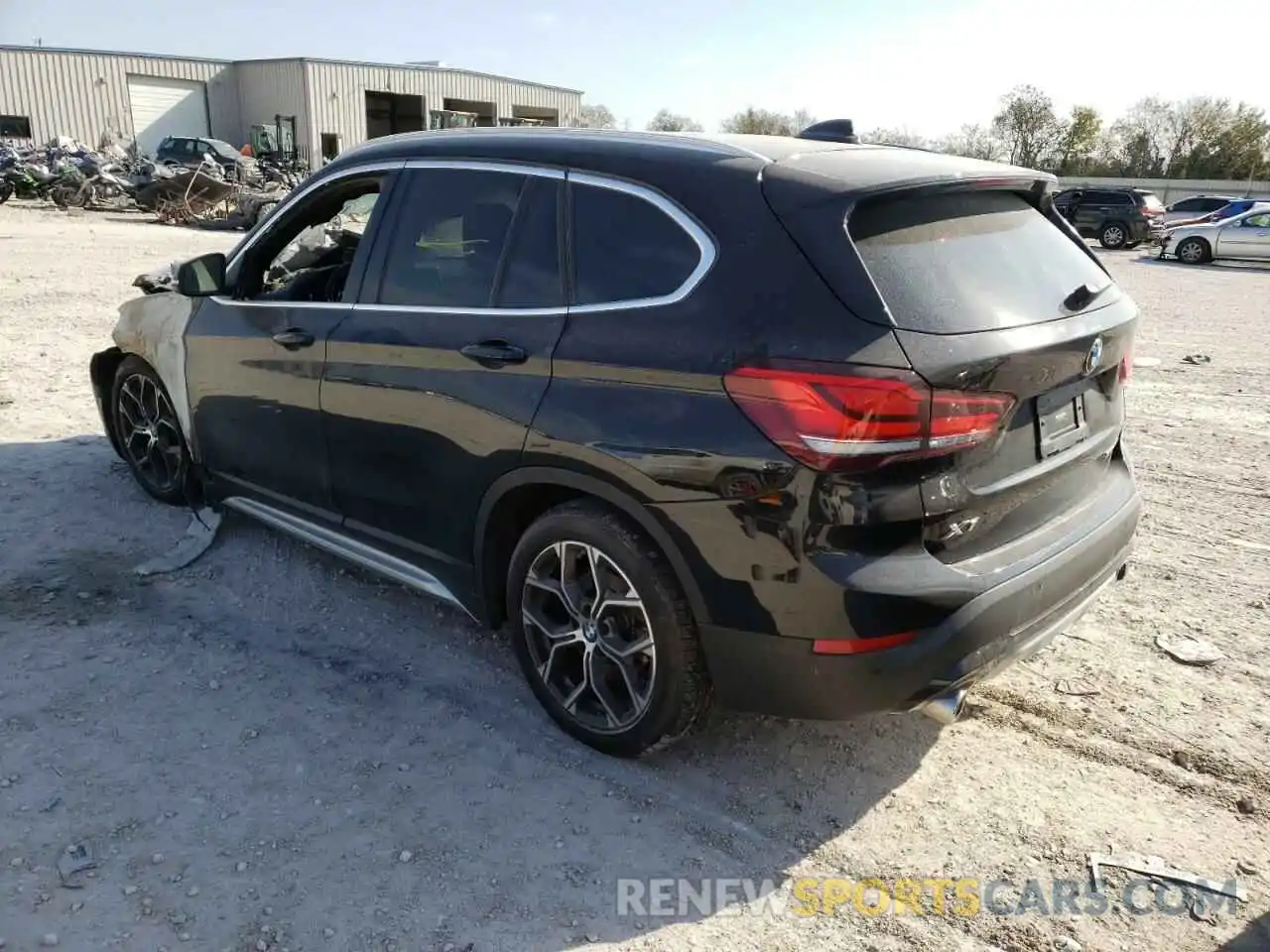 3 Фотография поврежденного автомобиля WBXJG7C08L3L92803 BMW X1 2020