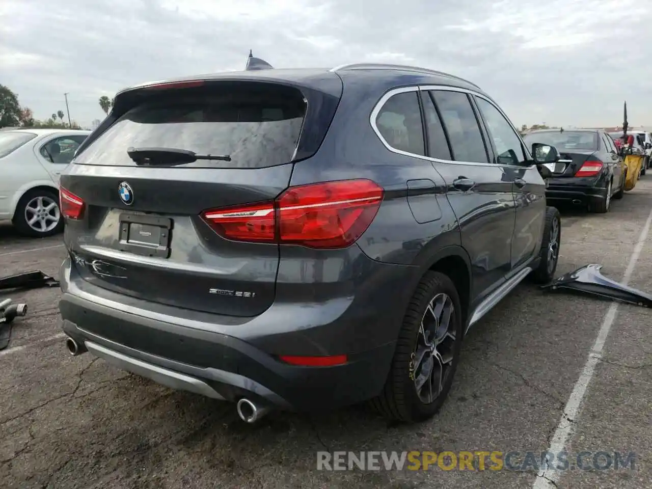 4 Фотография поврежденного автомобиля WBXJG7C08L5P31208 BMW X1 2020