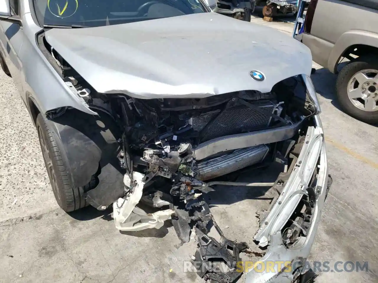 9 Фотография поврежденного автомобиля WBXJG7C09L5P30696 BMW X1 2020