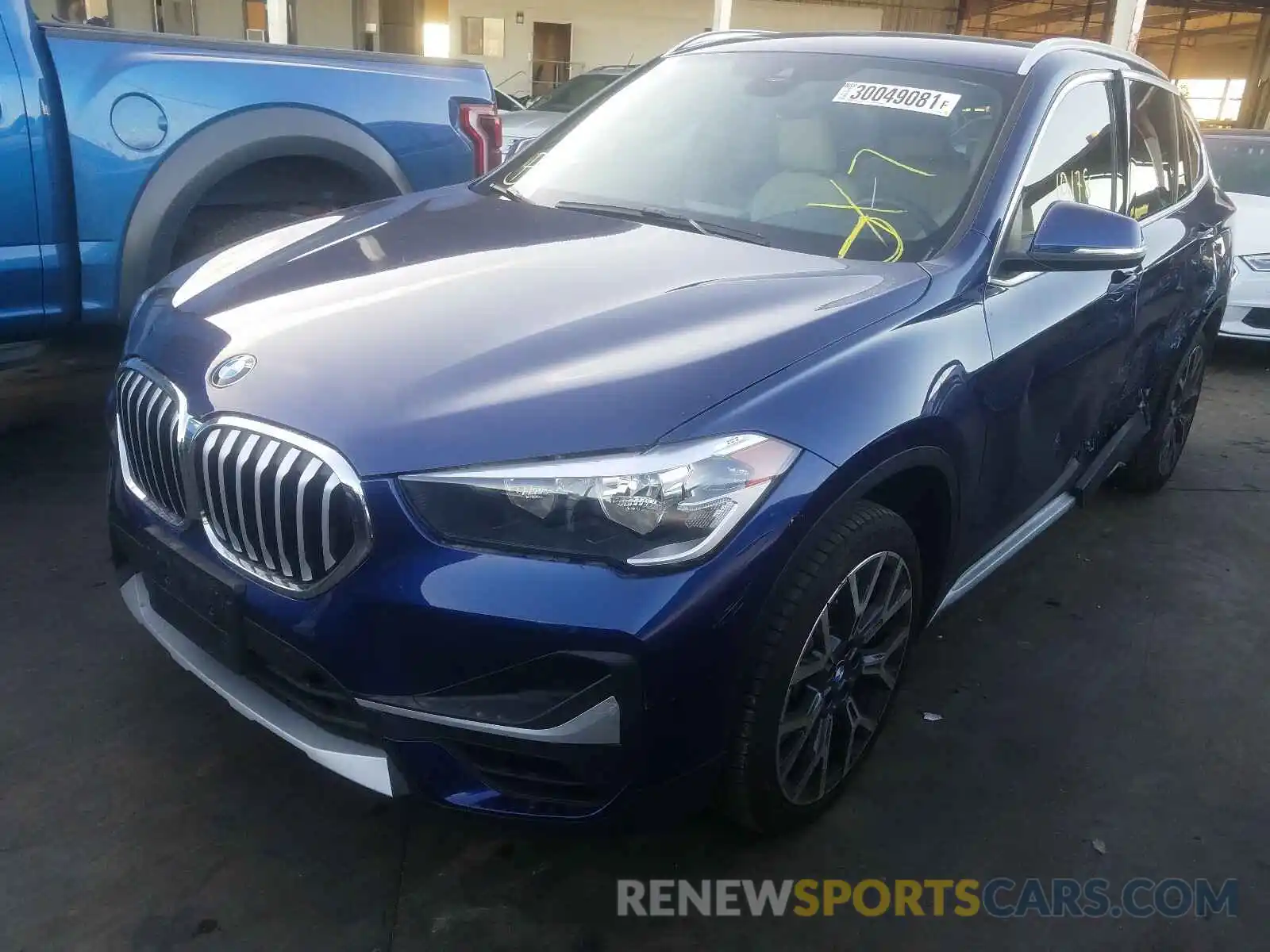 2 Фотография поврежденного автомобиля WBXJG7C09L5P53489 BMW X1 2020