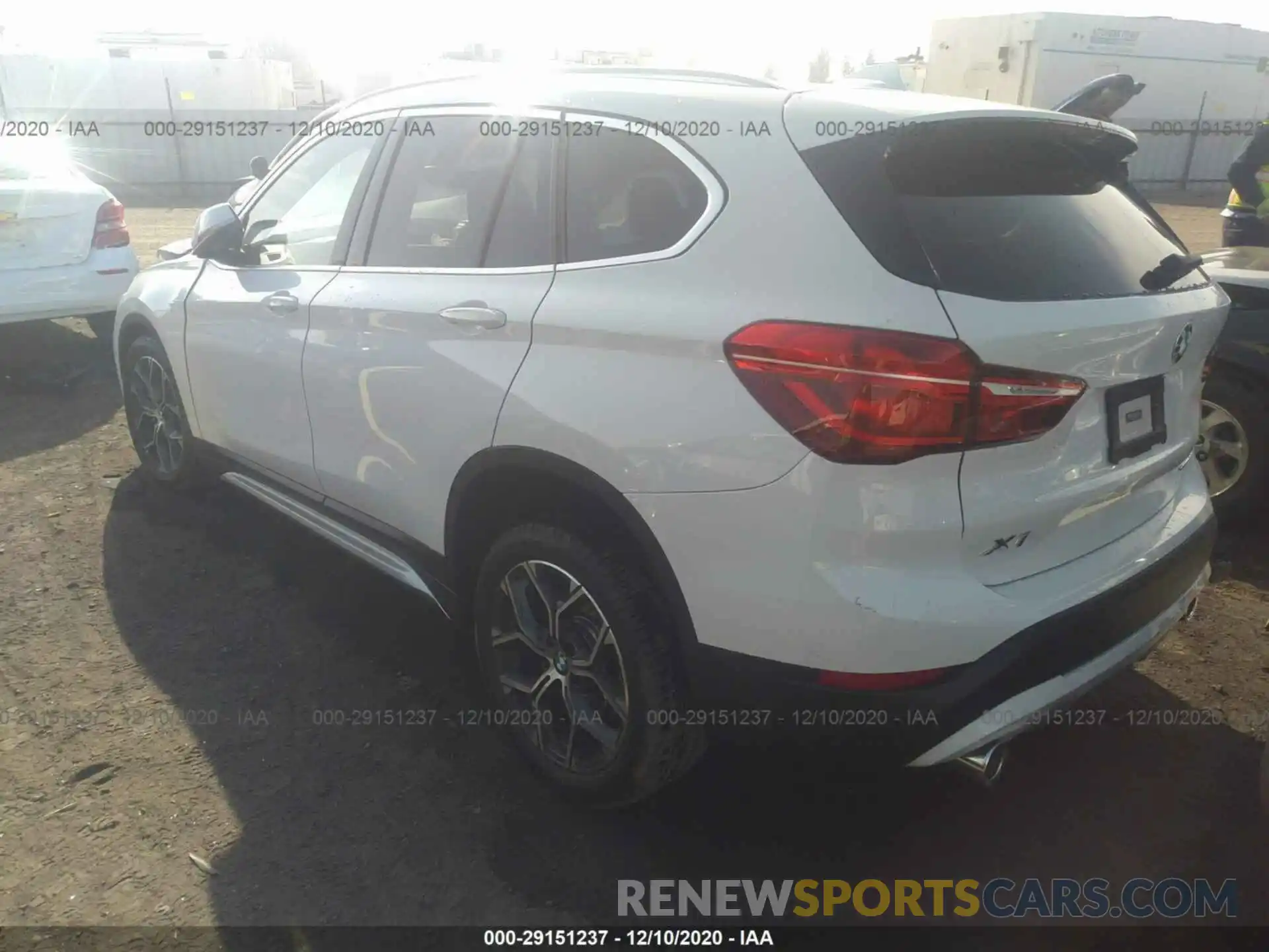 3 Фотография поврежденного автомобиля WBXJG7C09L5R79645 BMW X1 2020