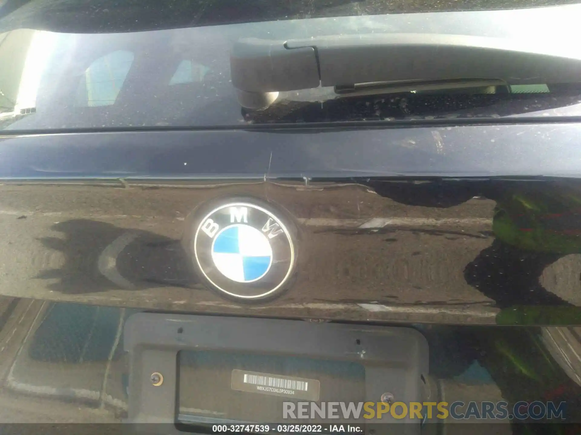 6 Photograph of a damaged car WBXJG7C0XL5P30934 BMW X1 2020