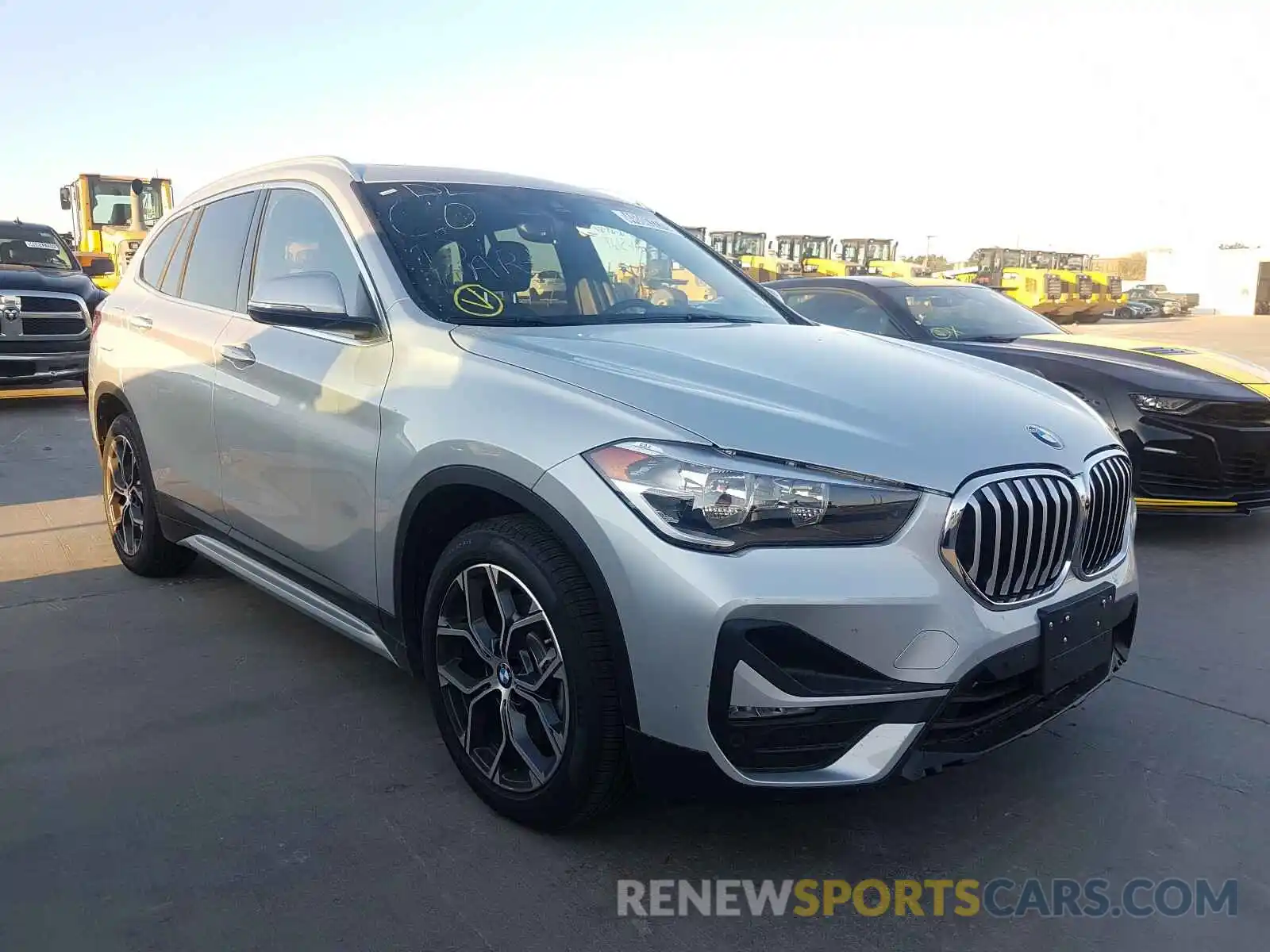 1 Фотография поврежденного автомобиля WBXJG9C00L3L79412 BMW X1 2020