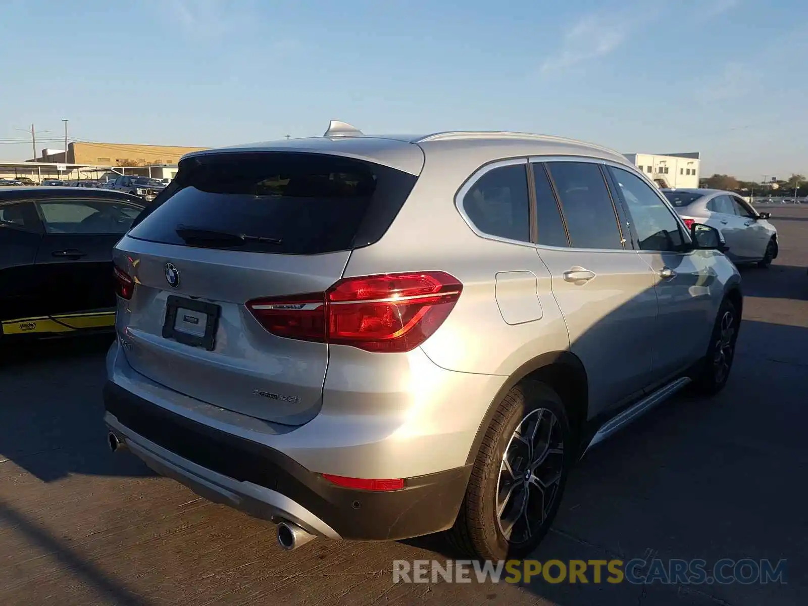 4 Photograph of a damaged car WBXJG9C00L3L79412 BMW X1 2020