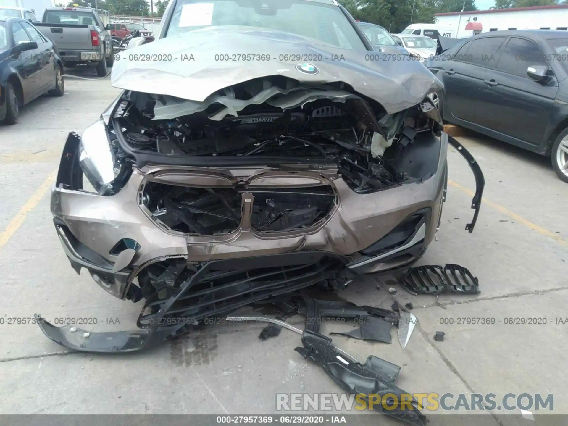 6 Photograph of a damaged car WBXJG9C00L5P63811 BMW X1 2020