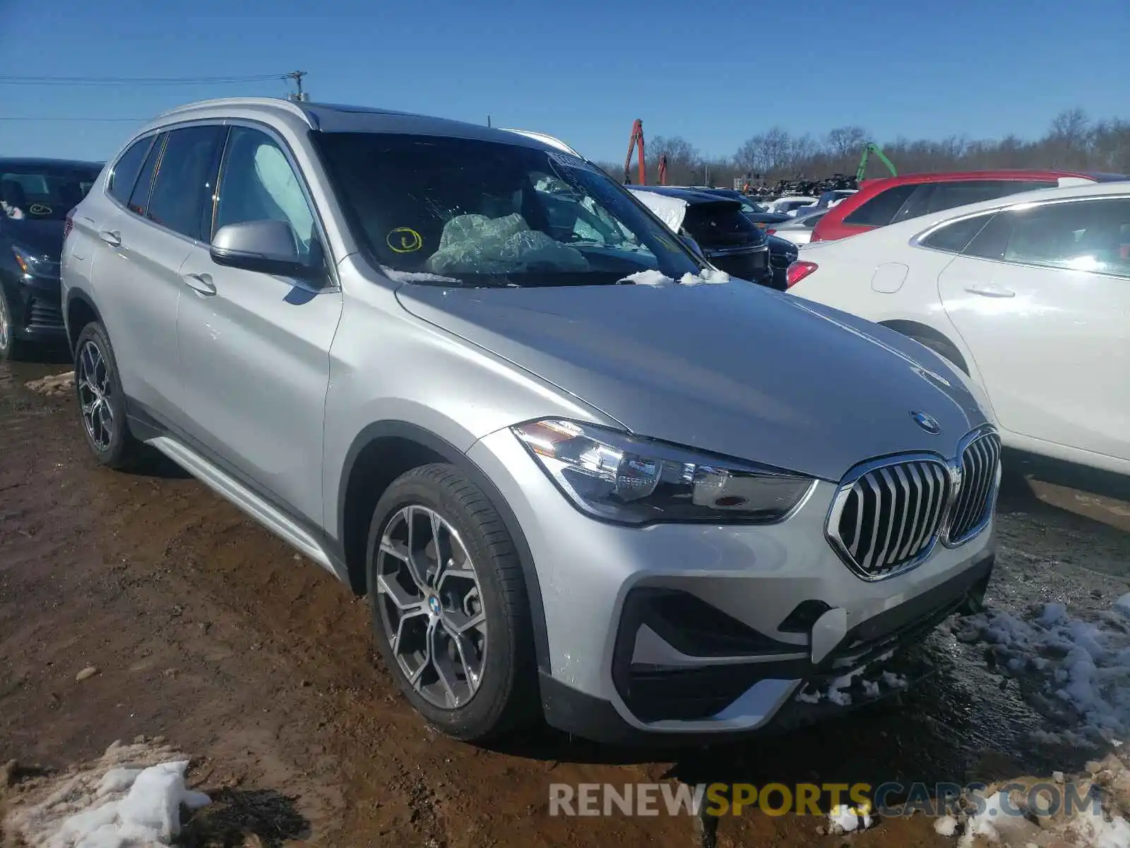 1 Фотография поврежденного автомобиля WBXJG9C00L5P74033 BMW X1 2020