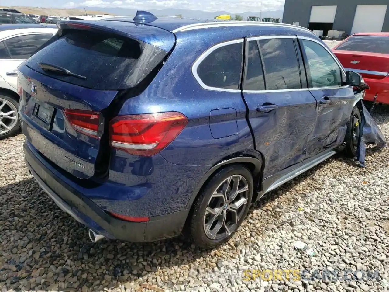 4 Фотография поврежденного автомобиля WBXJG9C00L5P75635 BMW X1 2020