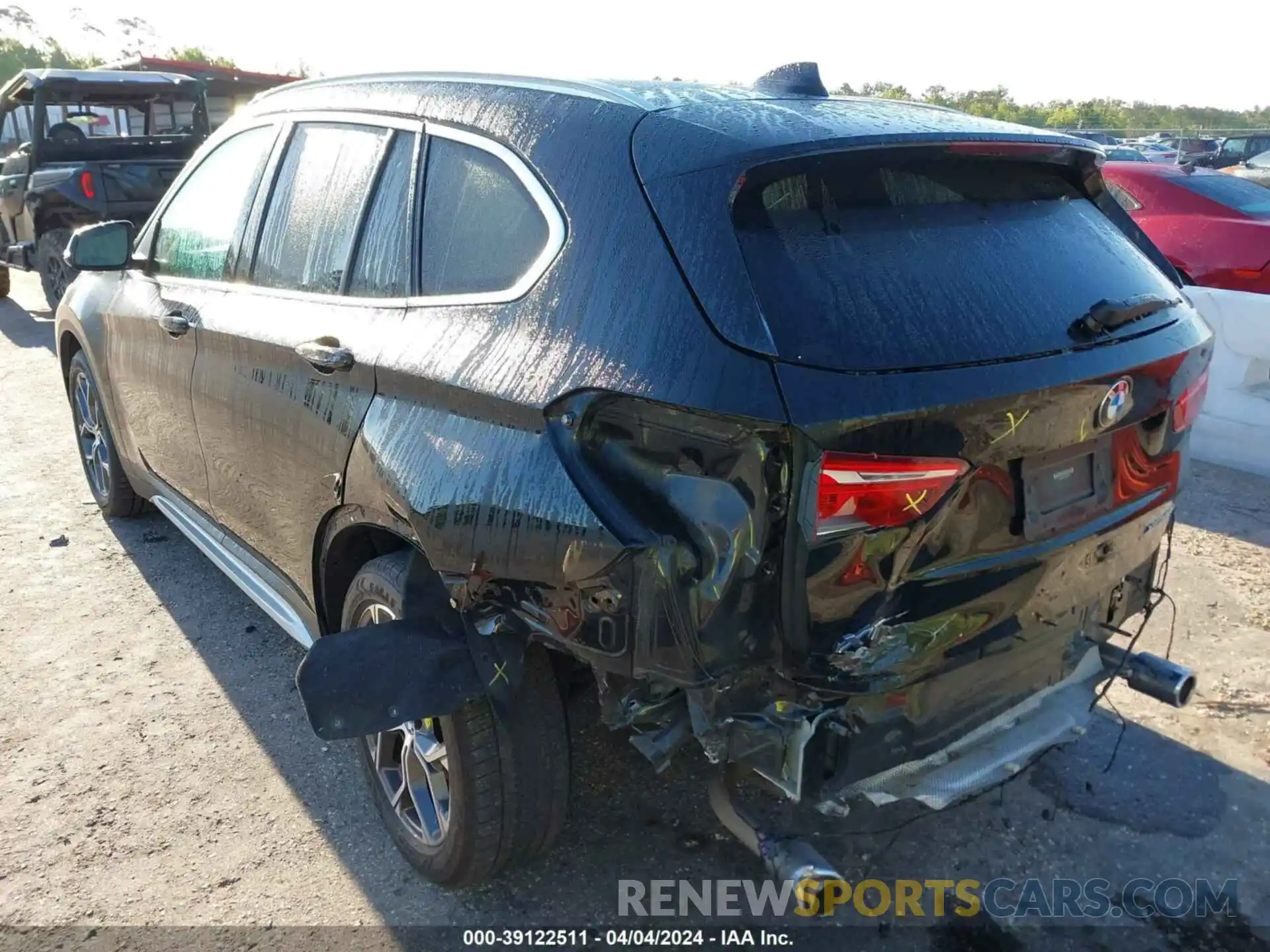 3 Фотография поврежденного автомобиля WBXJG9C00L5P93987 BMW X1 2020