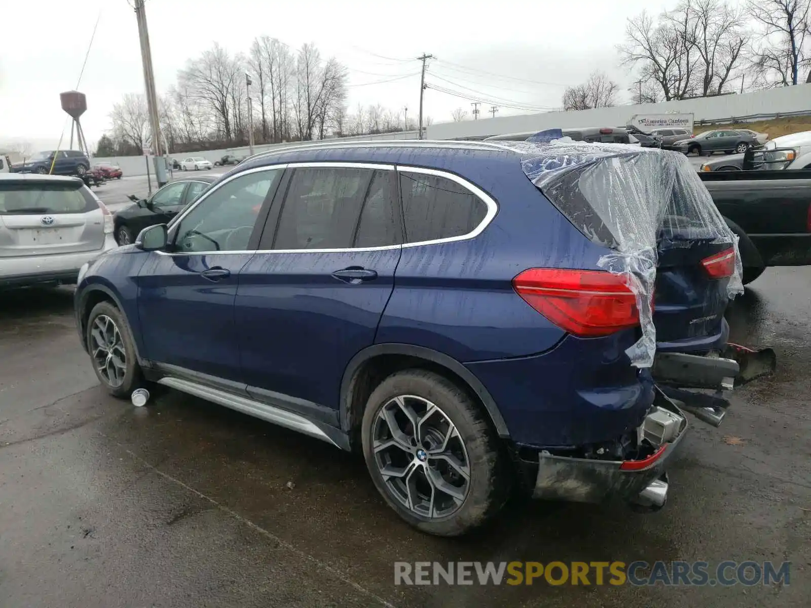 3 Photograph of a damaged car WBXJG9C00L5R31737 BMW X1 2020