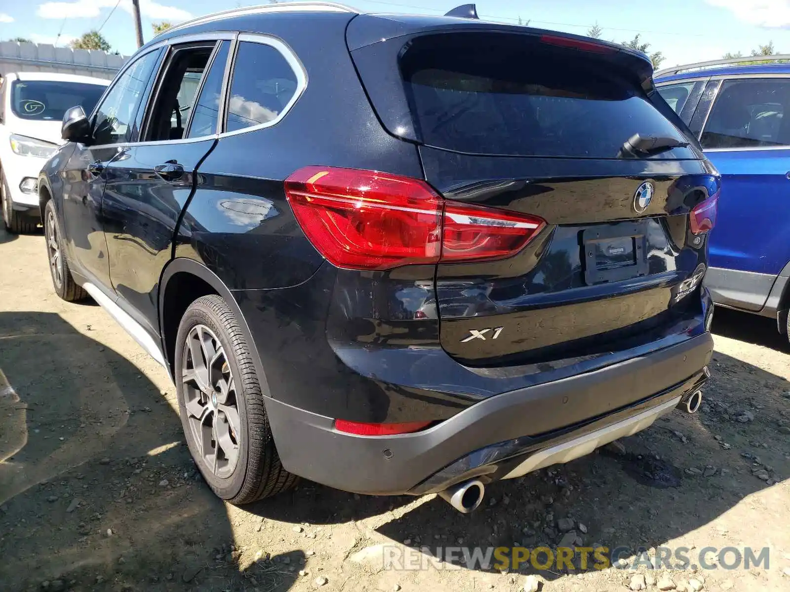 3 Photograph of a damaged car WBXJG9C01L3M29069 BMW X1 2020