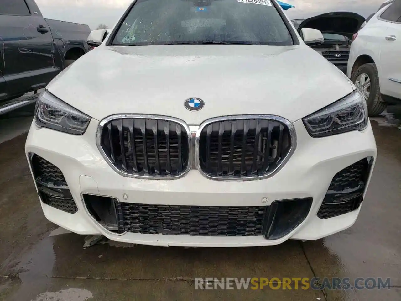 9 Фотография поврежденного автомобиля WBXJG9C01L5P31157 BMW X1 2020