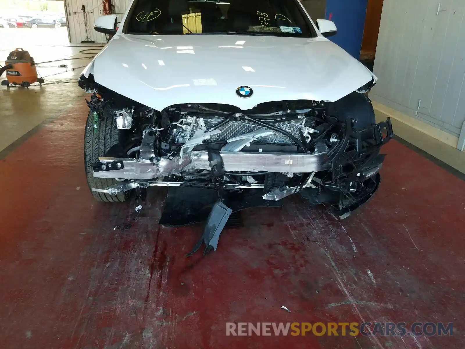 9 Фотография поврежденного автомобиля WBXJG9C01L5P69083 BMW X1 2020