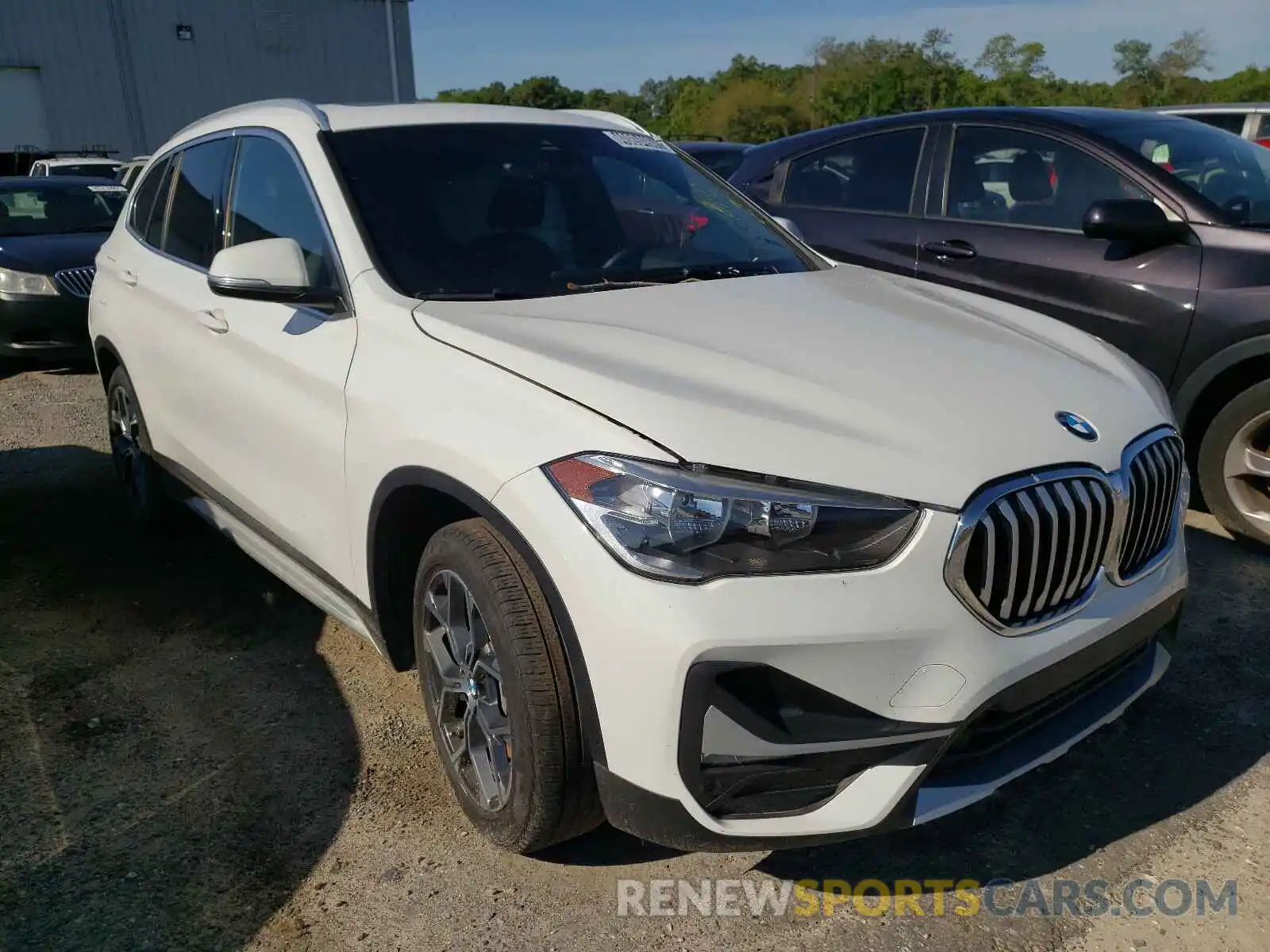 1 Фотография поврежденного автомобиля WBXJG9C01L5P73750 BMW X1 2020