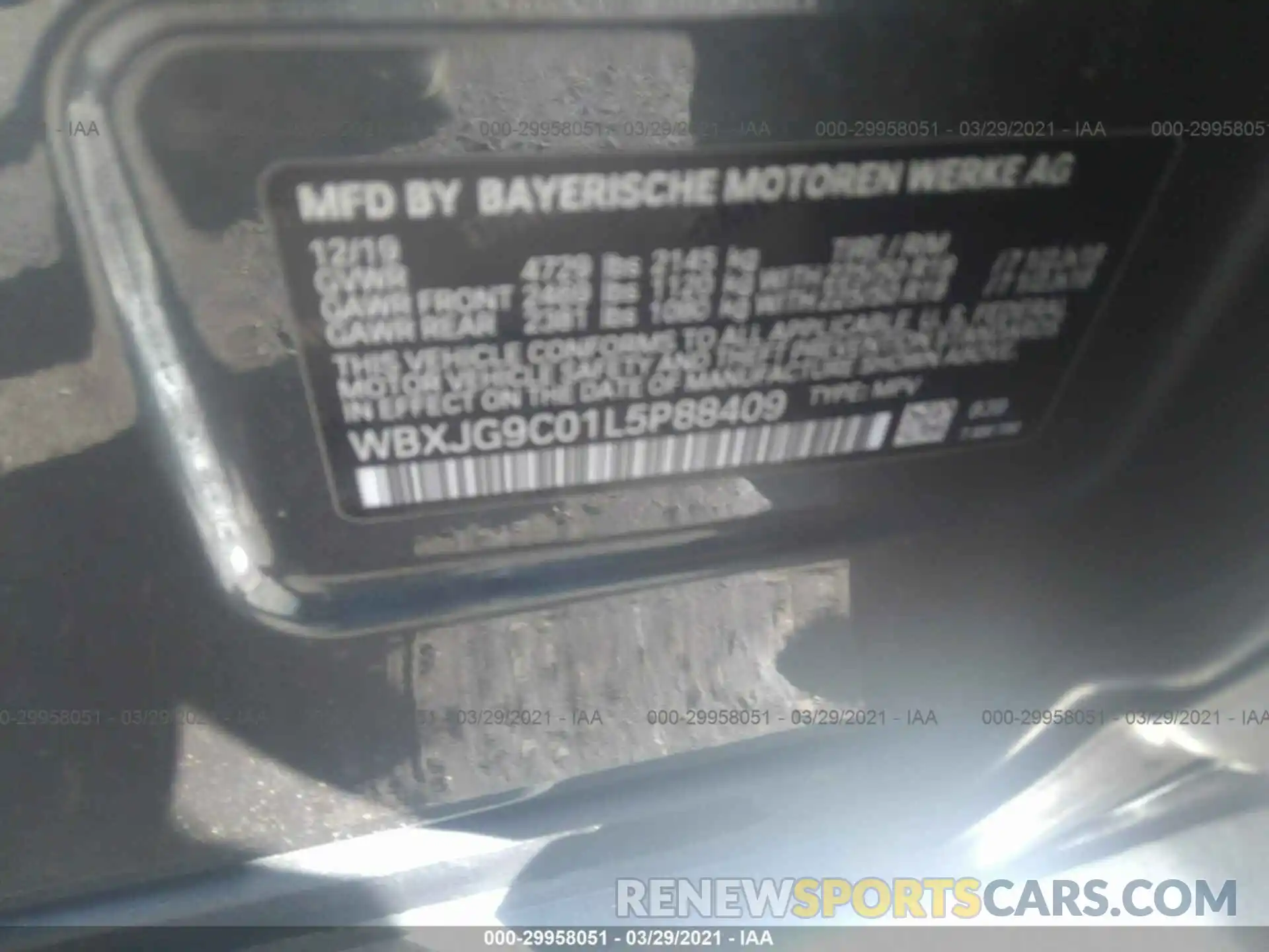 9 Photograph of a damaged car WBXJG9C01L5P88409 BMW X1 2020