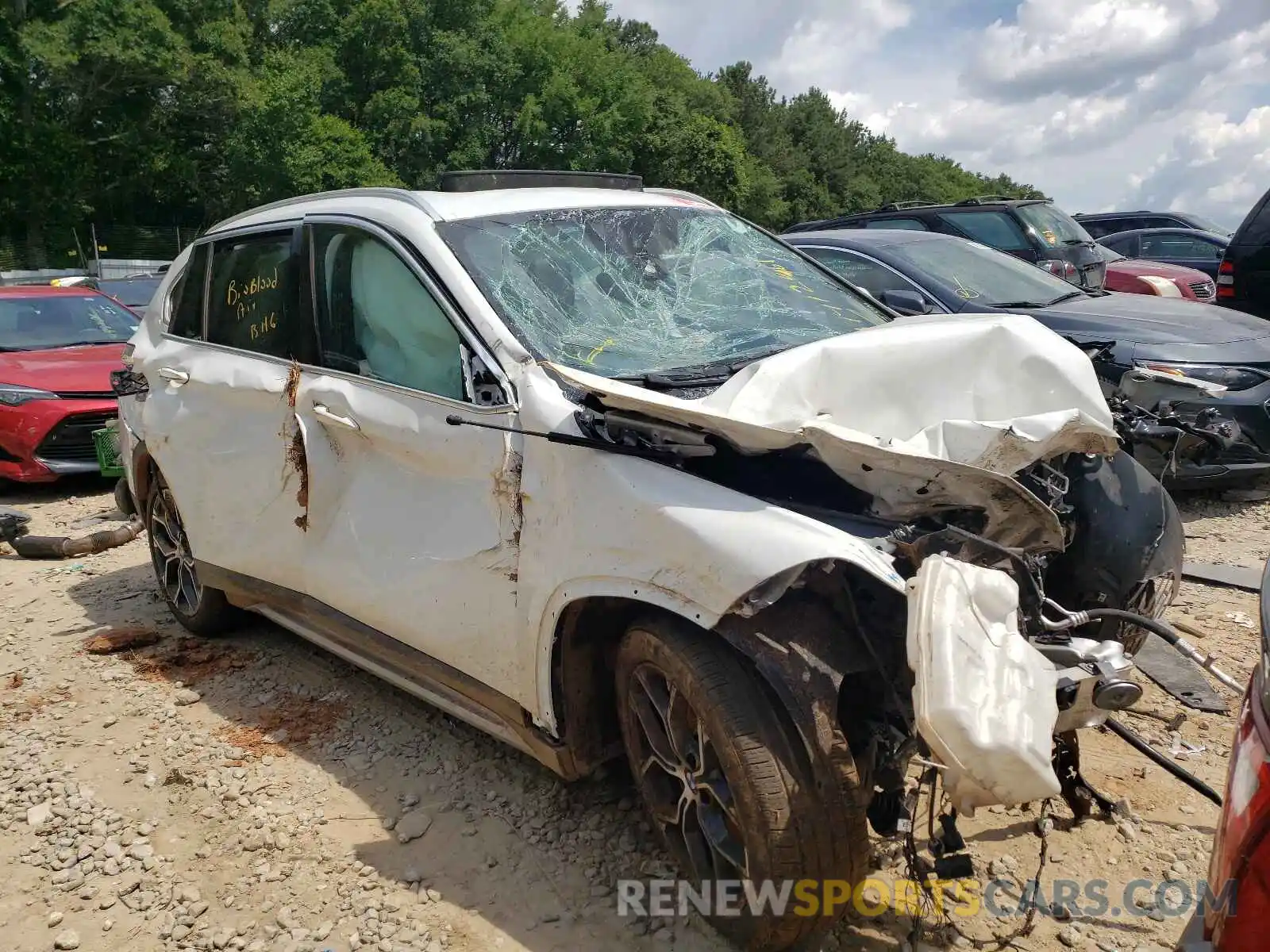 1 Photograph of a damaged car WBXJG9C01L5P95599 BMW X1 2020