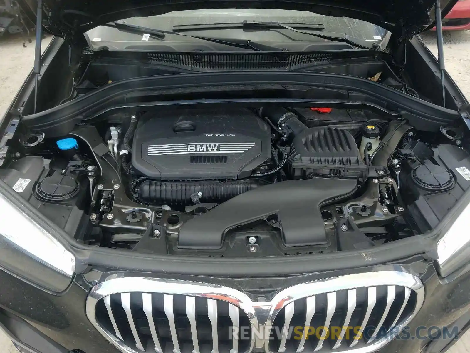 7 Фотография поврежденного автомобиля WBXJG9C01L5P95666 BMW X1 2020