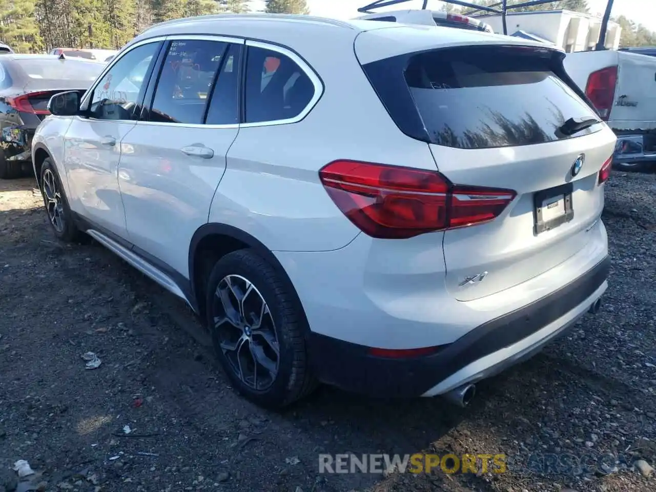 3 Фотография поврежденного автомобиля WBXJG9C01L5R31410 BMW X1 2020