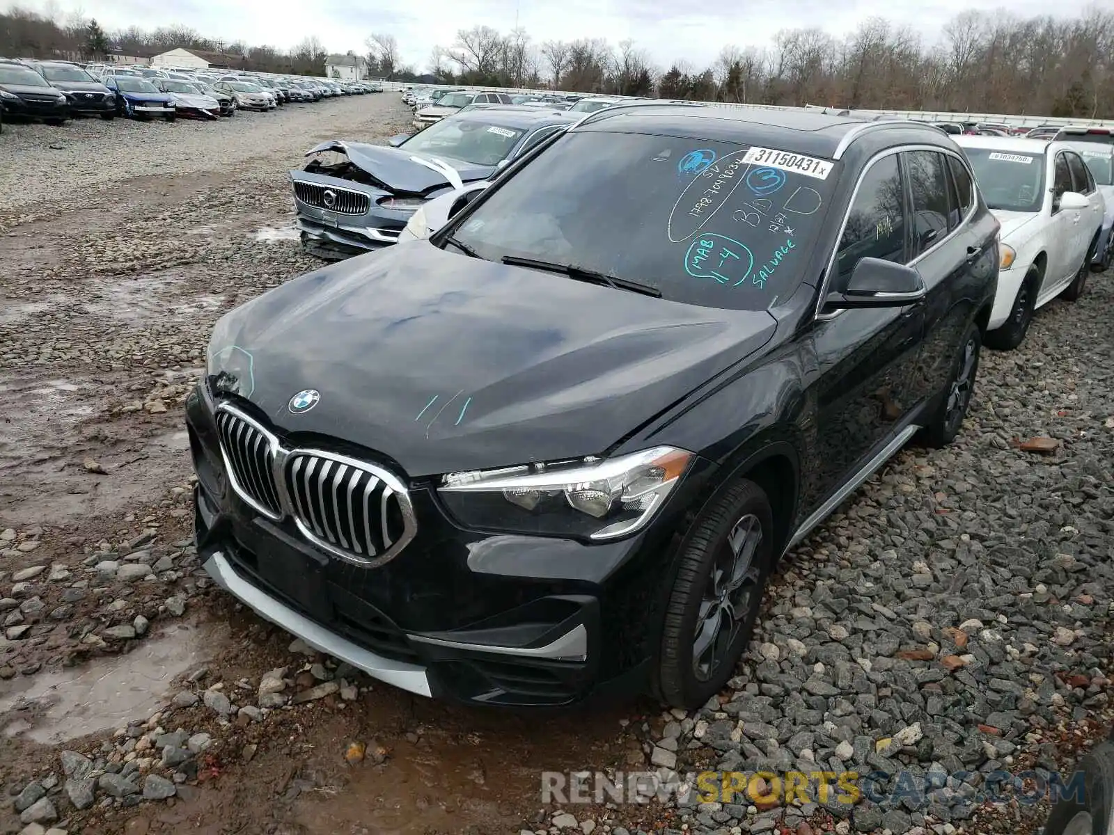 2 Фотография поврежденного автомобиля WBXJG9C01L5R32878 BMW X1 2020