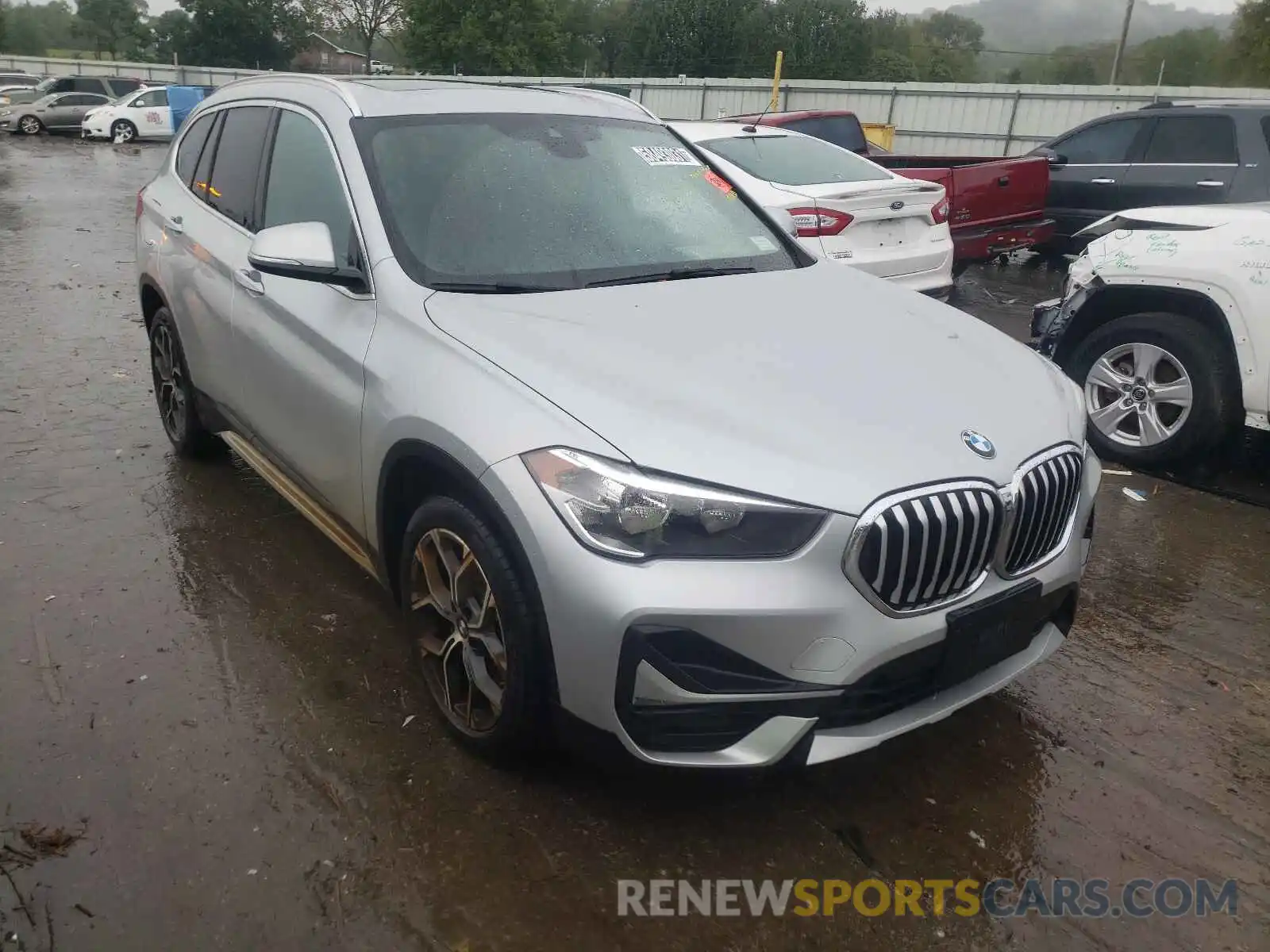 1 Photograph of a damaged car WBXJG9C02L3L83753 BMW X1 2020