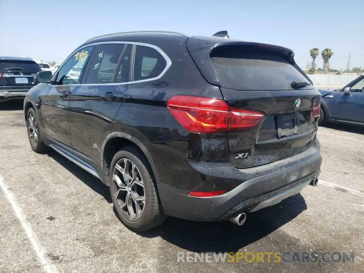 3 Photograph of a damaged car WBXJG9C02L3L85695 BMW X1 2020