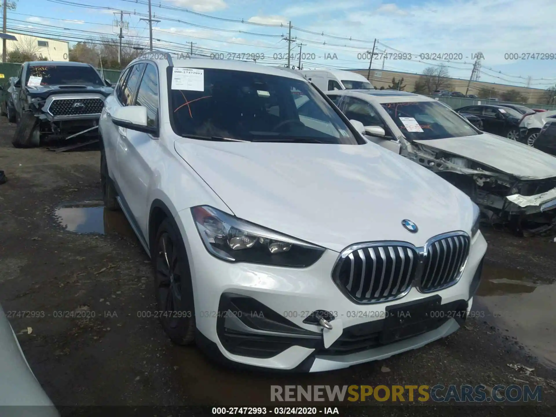 1 Фотография поврежденного автомобиля WBXJG9C02L5P22399 BMW X1 2020