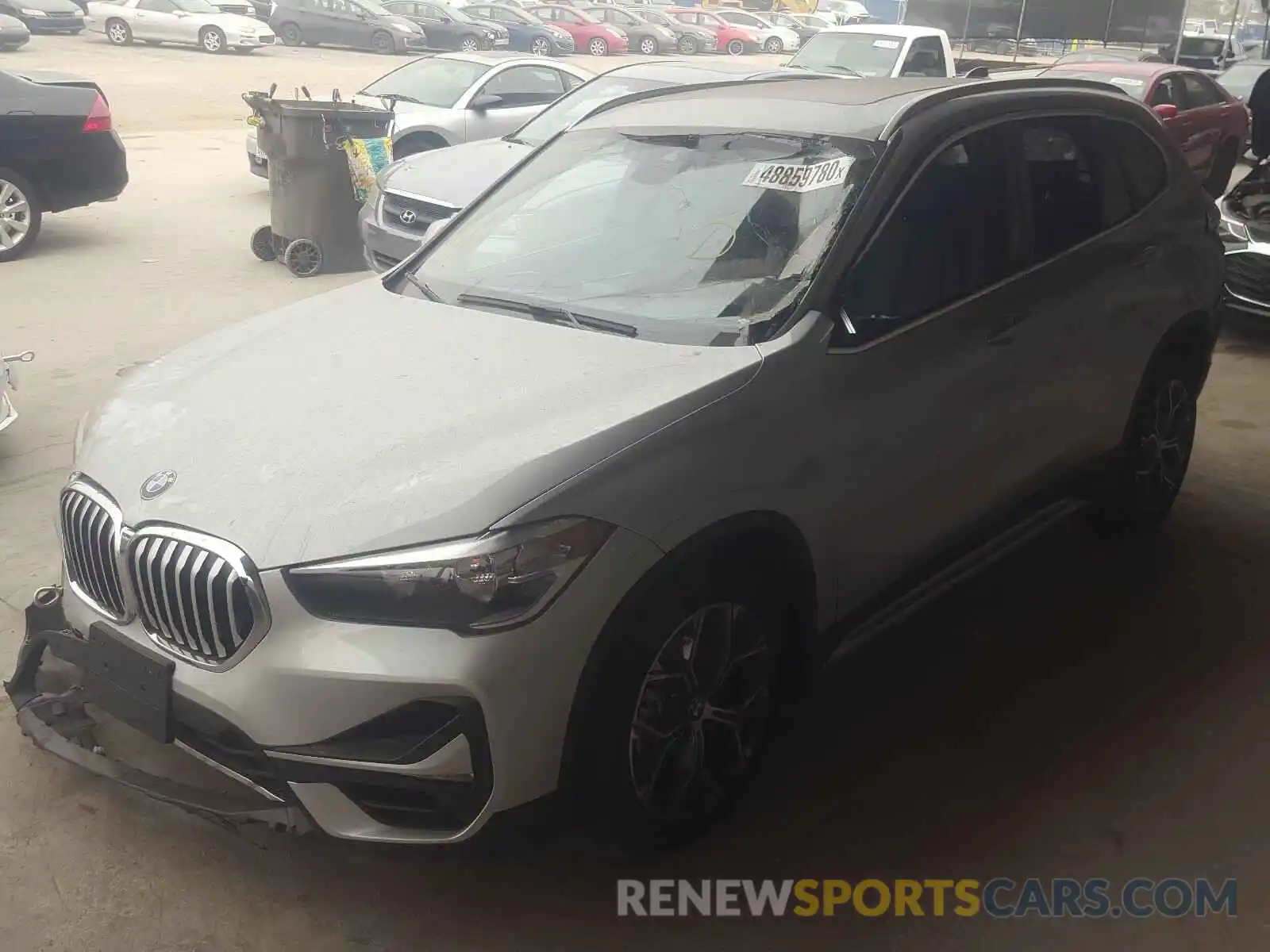 2 Фотография поврежденного автомобиля WBXJG9C02L5R01977 BMW X1 2020