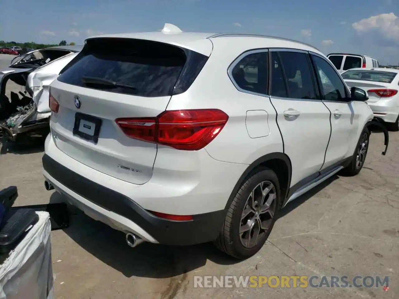 4 Photograph of a damaged car WBXJG9C02L5R23347 BMW X1 2020