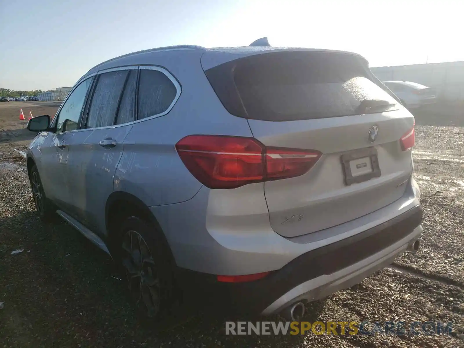 3 Photograph of a damaged car WBXJG9C03L5P76102 BMW X1 2020