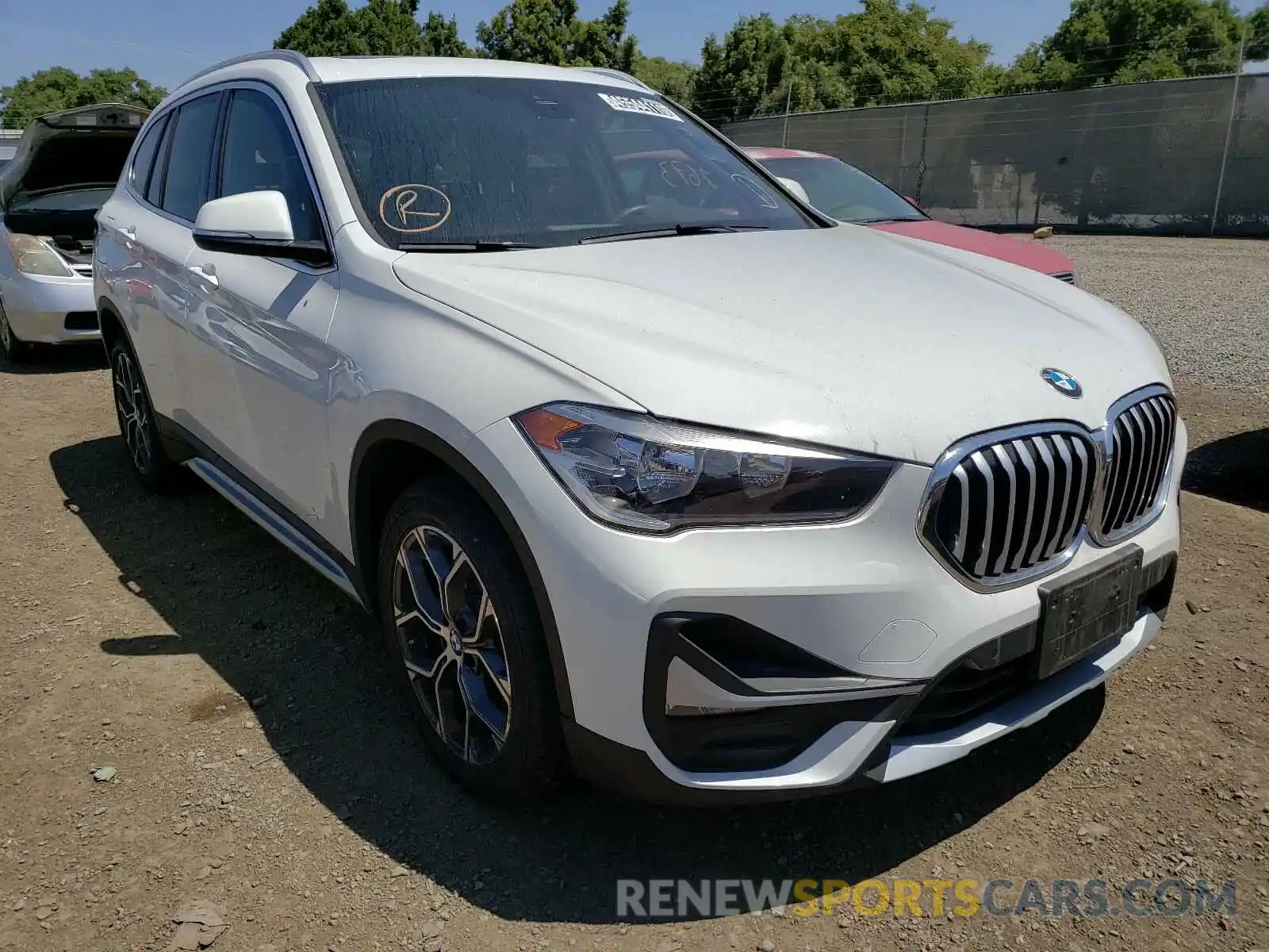 1 Фотография поврежденного автомобиля WBXJG9C03L5P91005 BMW X1 2020