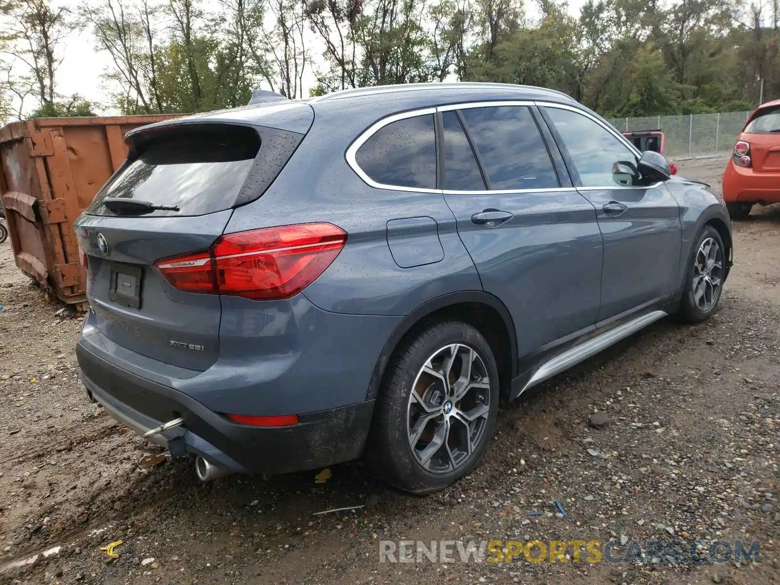 4 Фотография поврежденного автомобиля WBXJG9C04L5P25885 BMW X1 2020