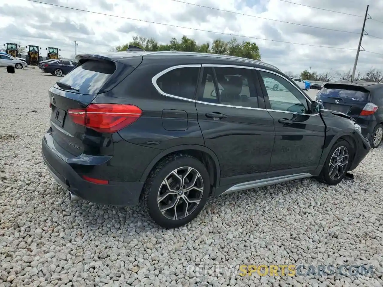 3 Фотография поврежденного автомобиля WBXJG9C04L5R54213 BMW X1 2020