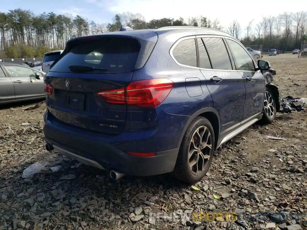 4 Фотография поврежденного автомобиля WBXJG9C04L5R73070 BMW X1 2020