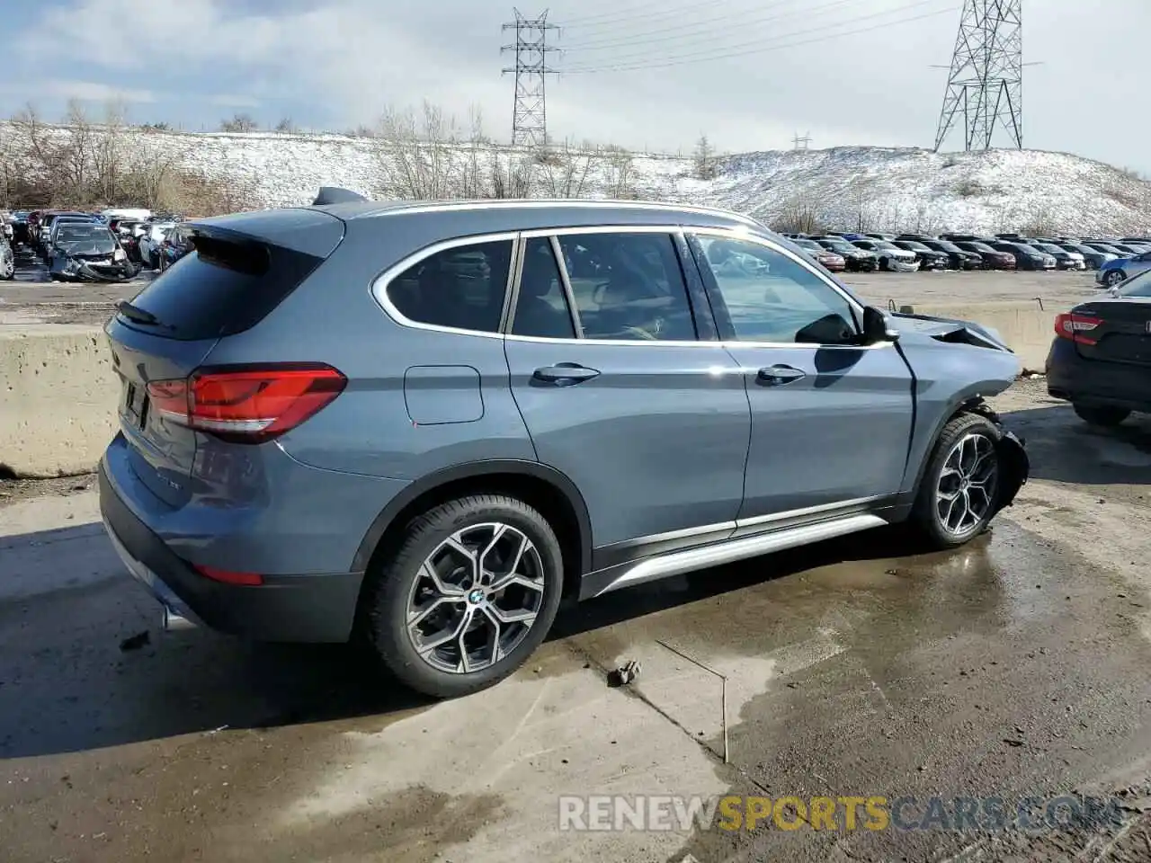 3 Фотография поврежденного автомобиля WBXJG9C04L5S00485 BMW X1 2020