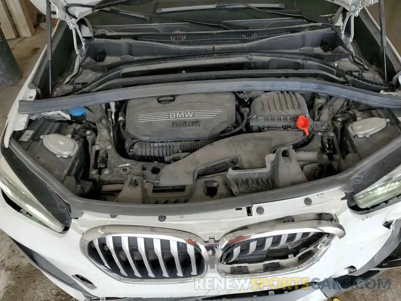 12 Фотография поврежденного автомобиля WBXJG9C05L5P40346 BMW X1 2020