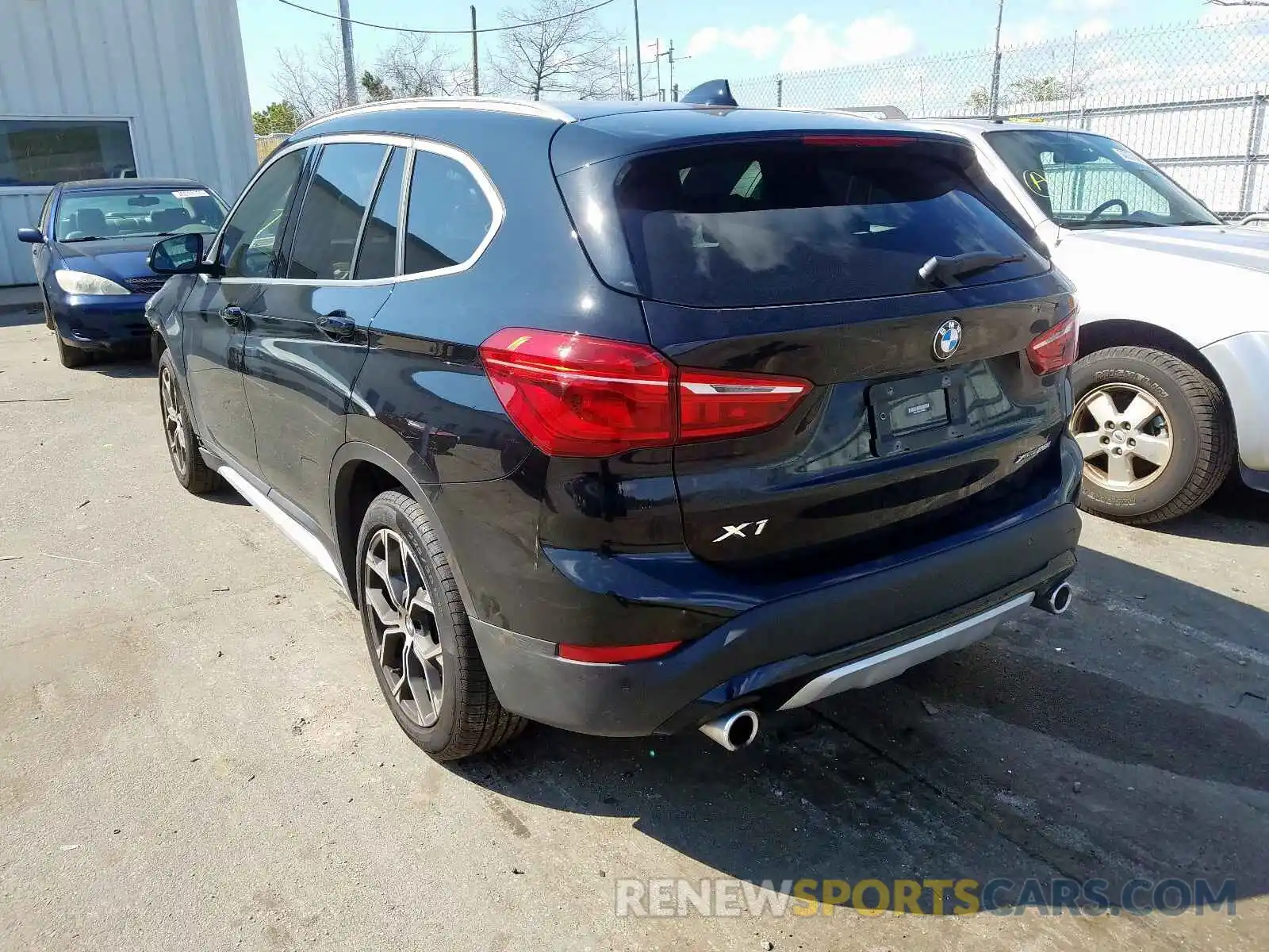 3 Photograph of a damaged car WBXJG9C05L5P68938 BMW X1 2020