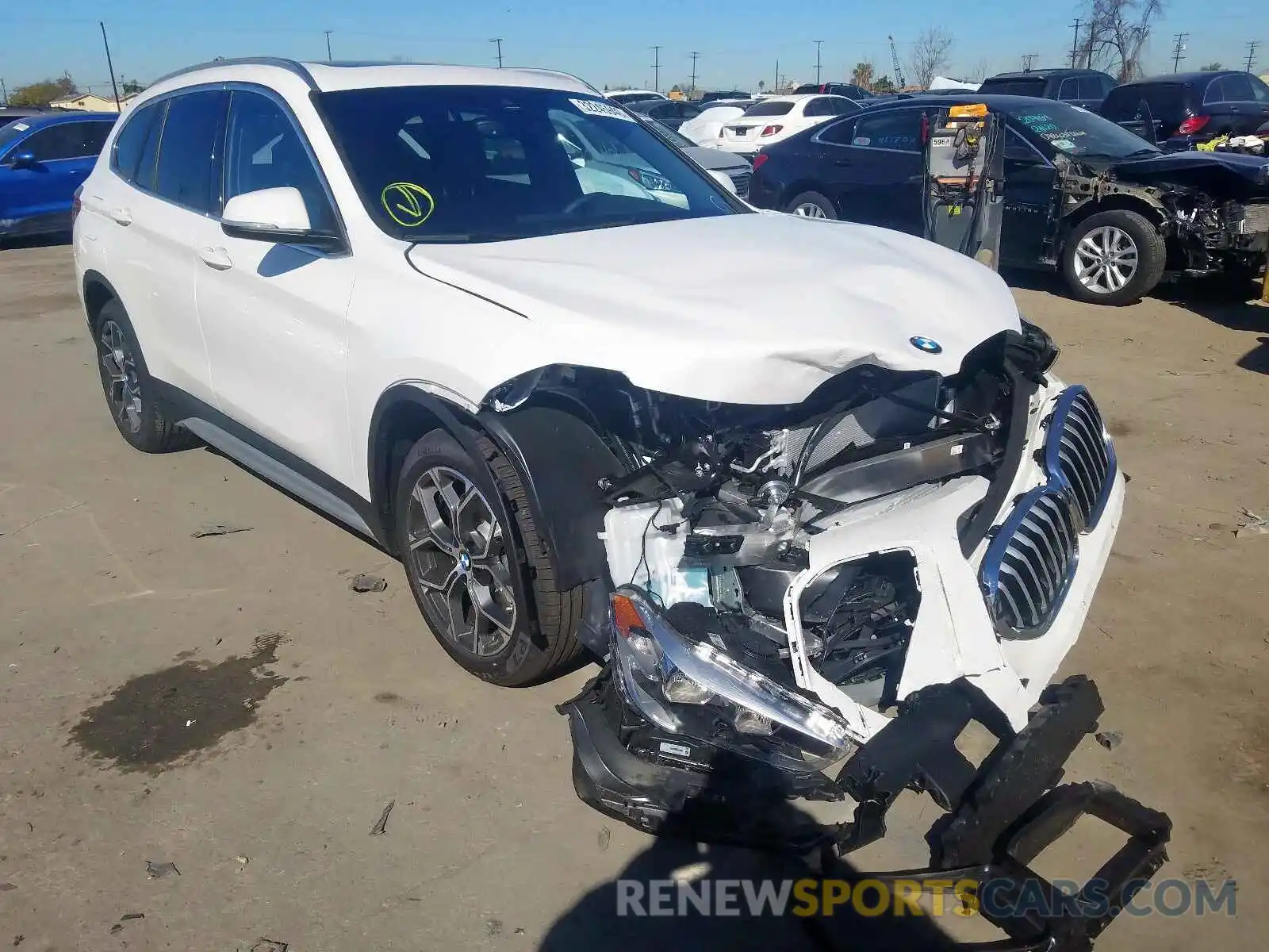 1 Фотография поврежденного автомобиля WBXJG9C05L5P91071 BMW X1 2020