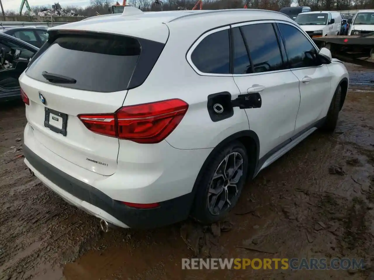 4 Фотография поврежденного автомобиля WBXJG9C05L5P96769 BMW X1 2020