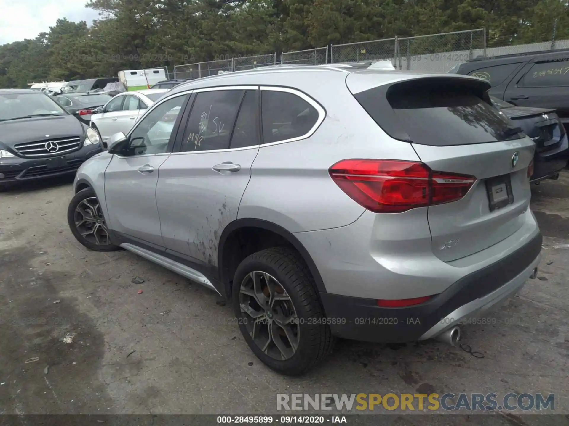 3 Photograph of a damaged car WBXJG9C05L5P96836 BMW X1 2020