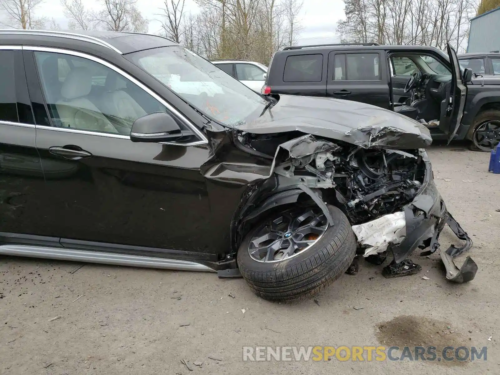 9 Photograph of a damaged car WBXJG9C06L5P42851 BMW X1 2020