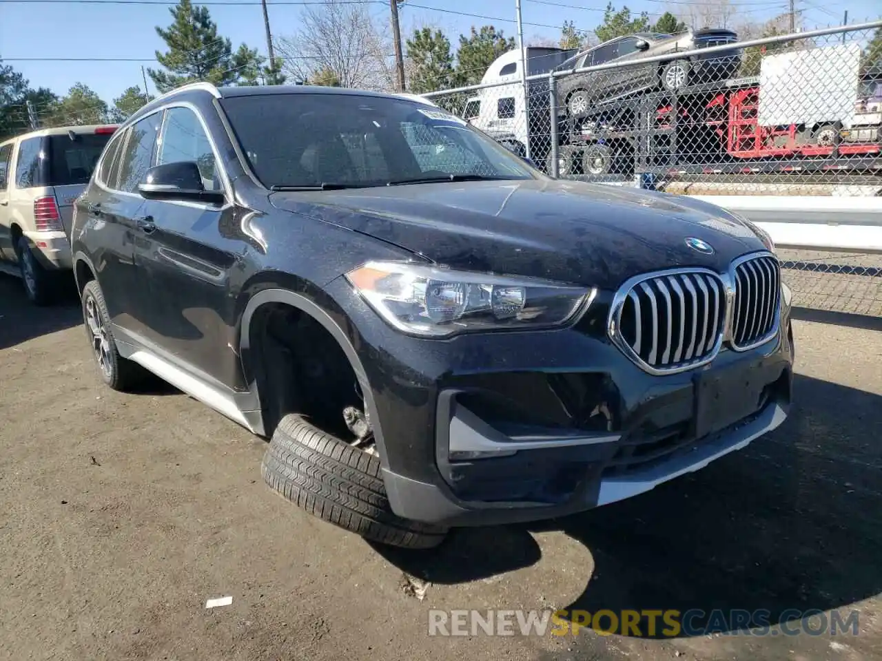 1 Фотография поврежденного автомобиля WBXJG9C06L5P87370 BMW X1 2020