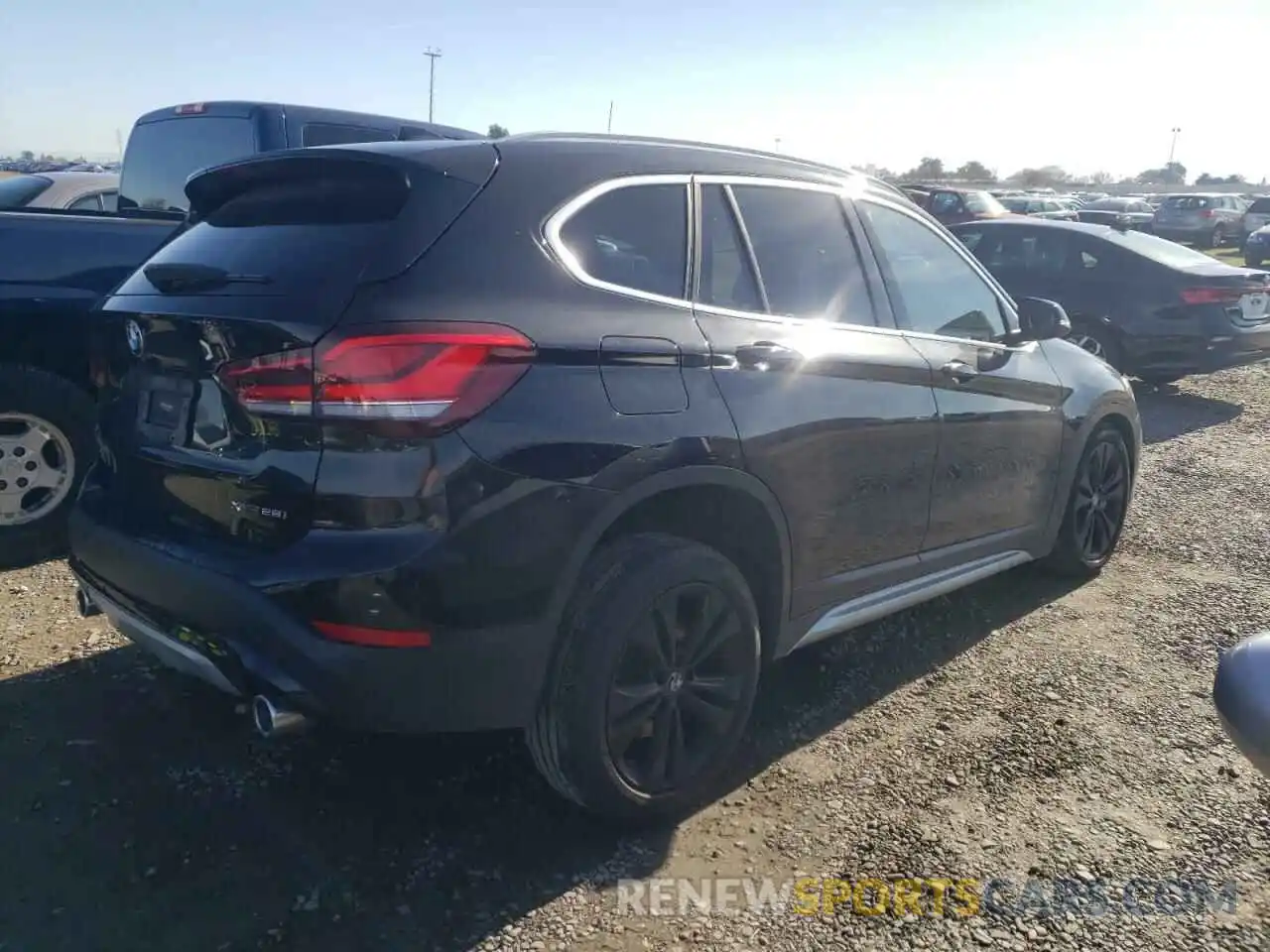 3 Photograph of a damaged car WBXJG9C06L5R99993 BMW X1 2020